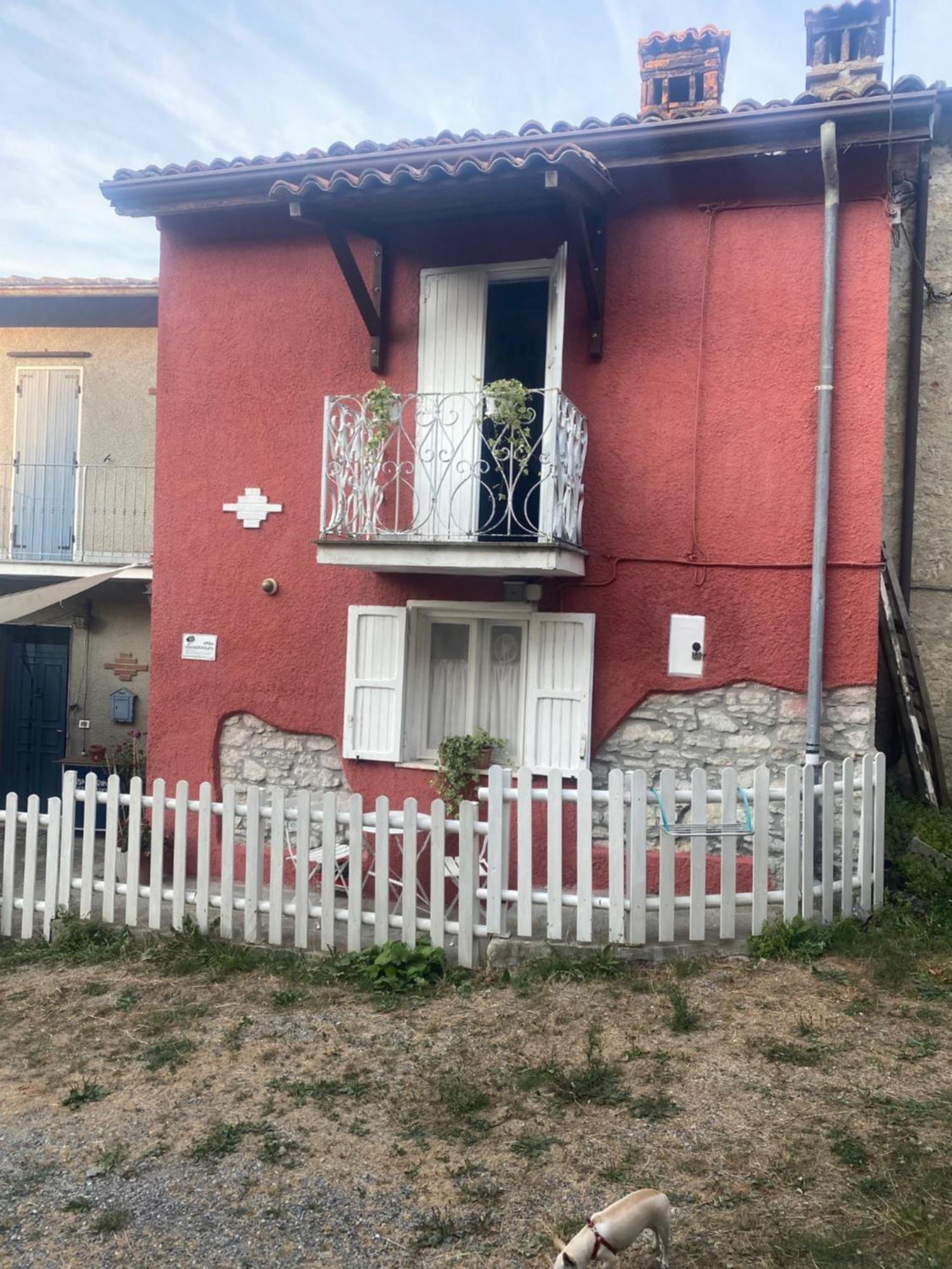 Jolie Petite Maison Chez Barbara Garbagna Exteriér fotografie